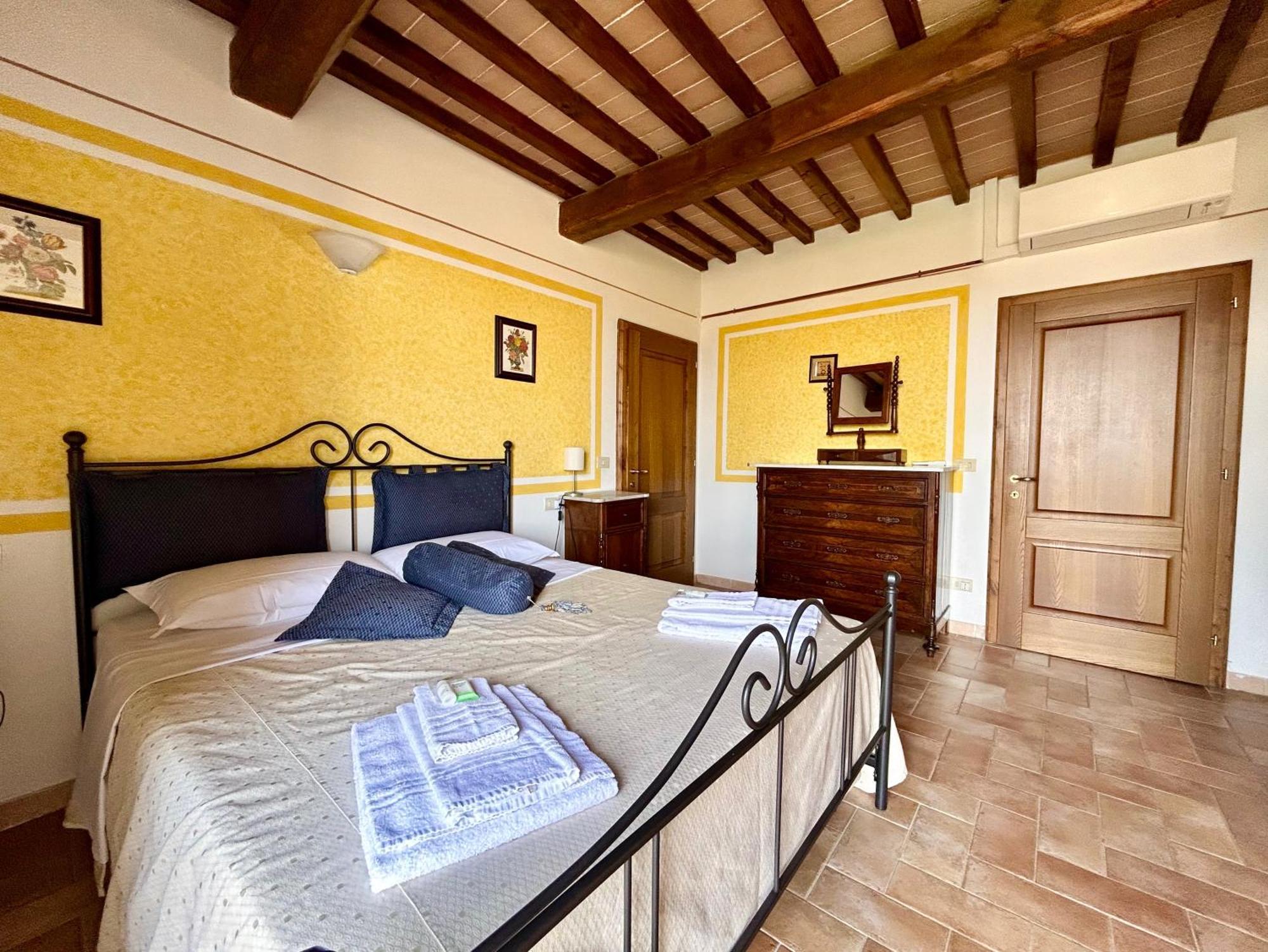 Poggiosalto In Toscana Apartment Pienza Room photo